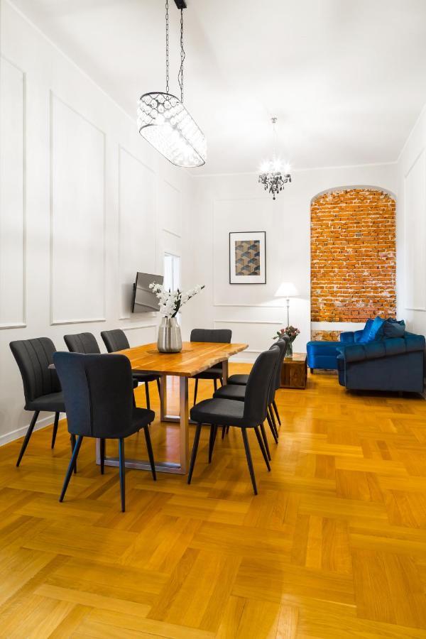 Glamorous Apartment In Heart Of Old Town Krakow Bagian luar foto