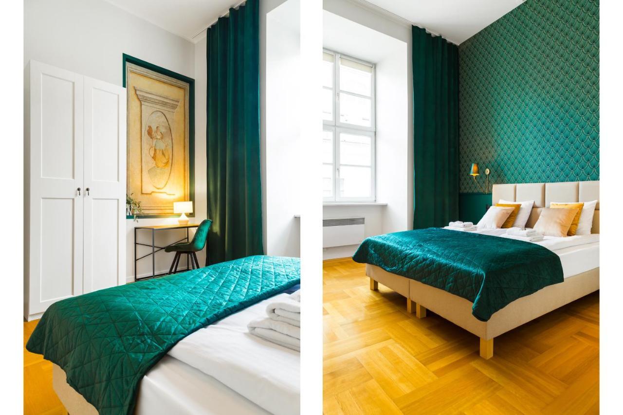 Glamorous Apartment In Heart Of Old Town Krakow Bagian luar foto